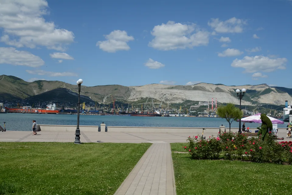 ADS_4372